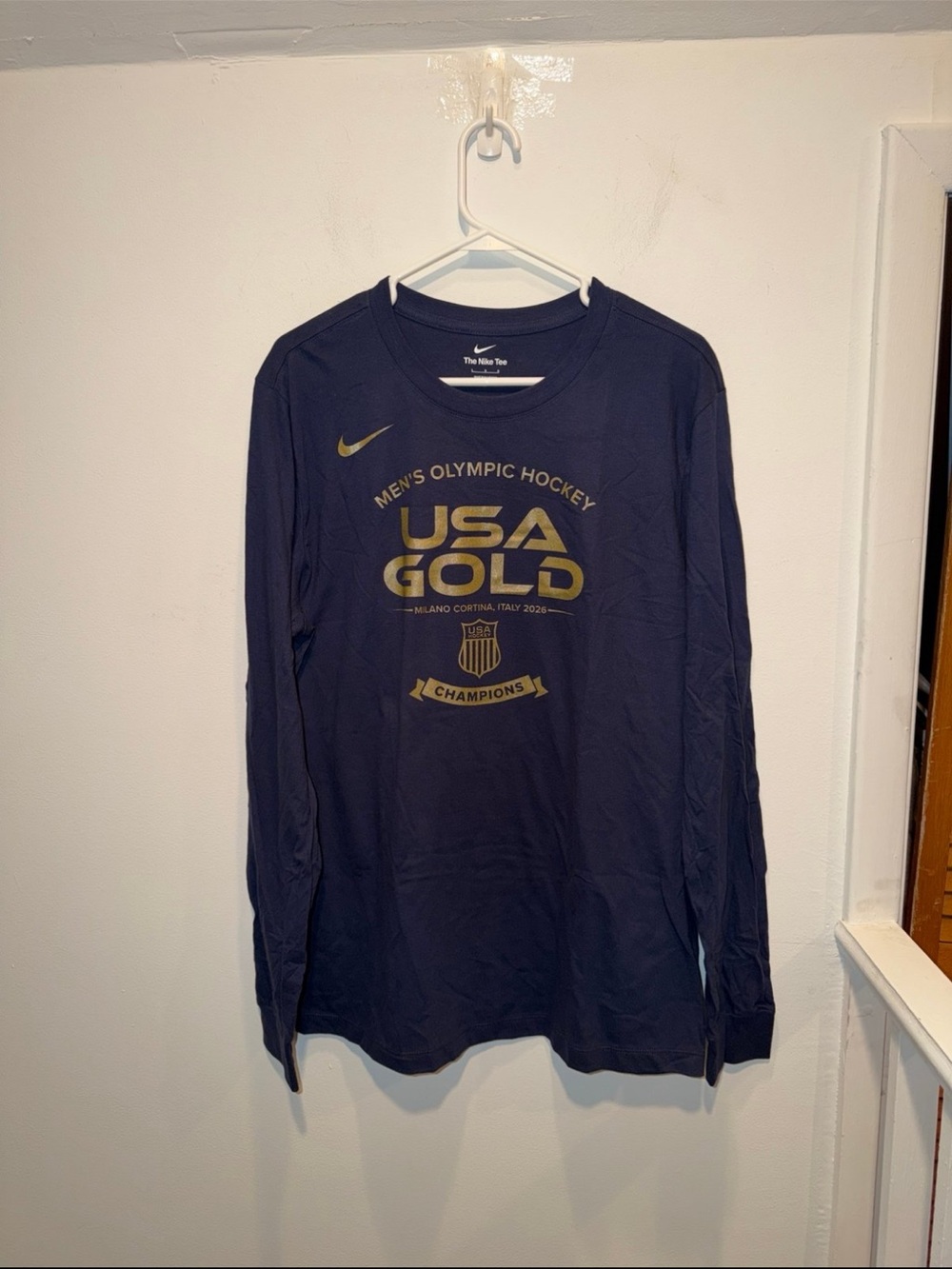 Team USA Men’s Hockey 2026 Olympic Gold Medal Long Sleeve Shirt. large (NWOT)